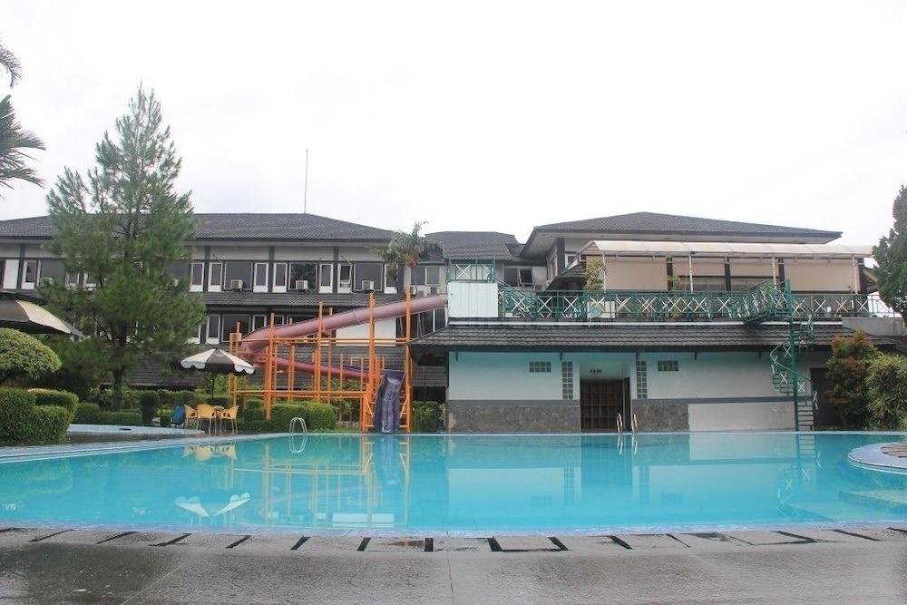 Hotel Parama Puncak Extérieur photo
