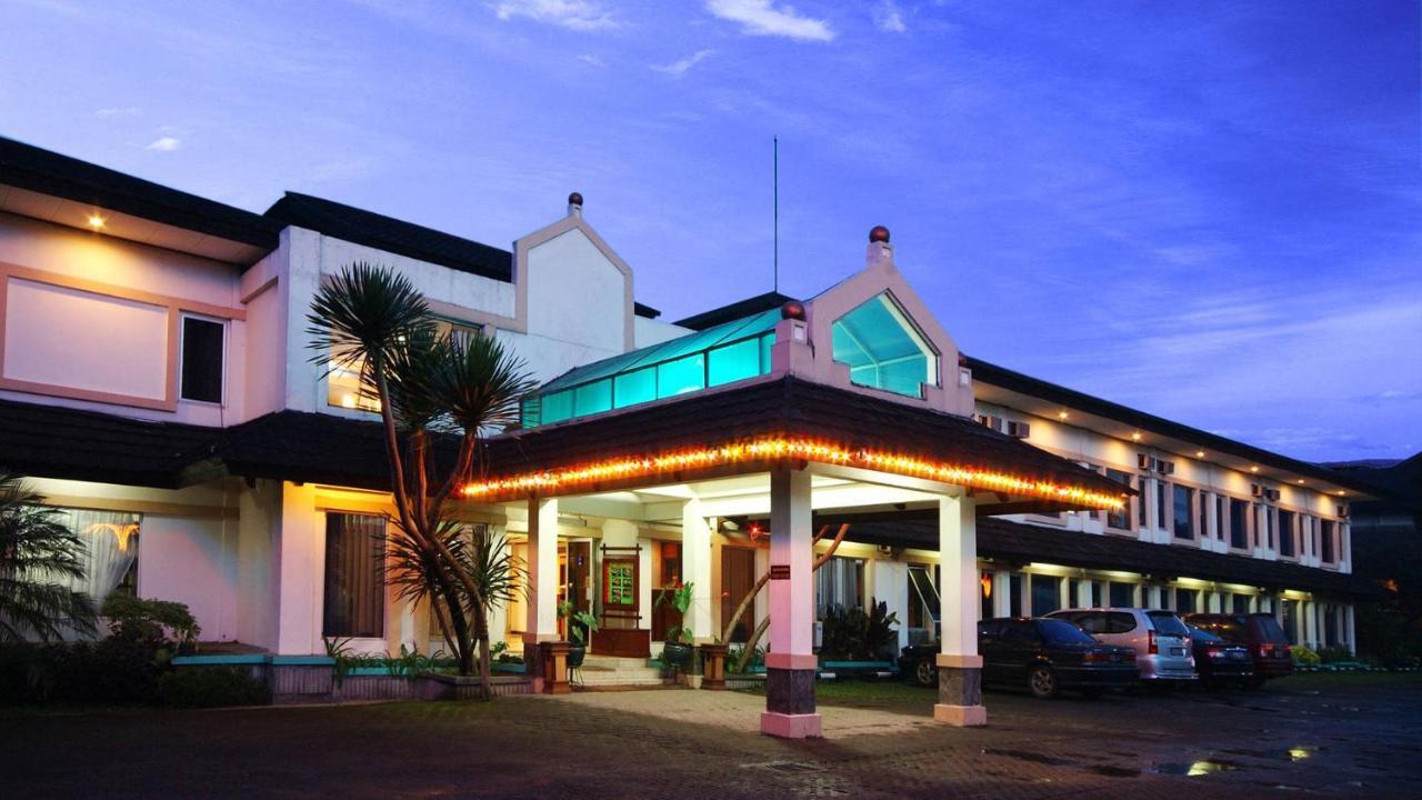 Hotel Parama Puncak Extérieur photo